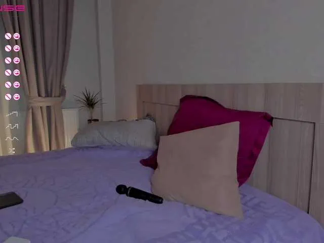 Live sex webcam photo for LesyaPrincess #273603818