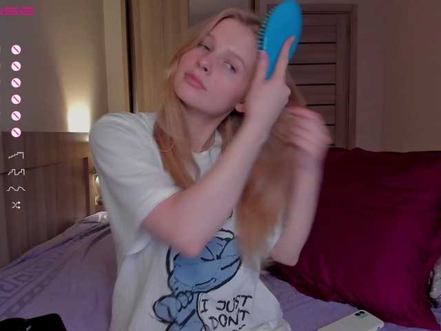 Live sex webcam photo for LesyaPrincess #273911513