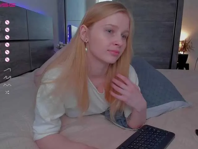 Live sex webcam photo for LesyaPrincess #274665229