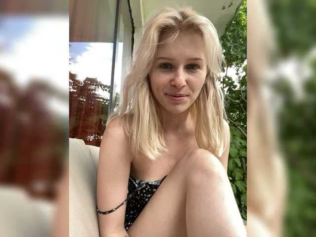 Live sex webcam photo for LesyaPrincess #275606227