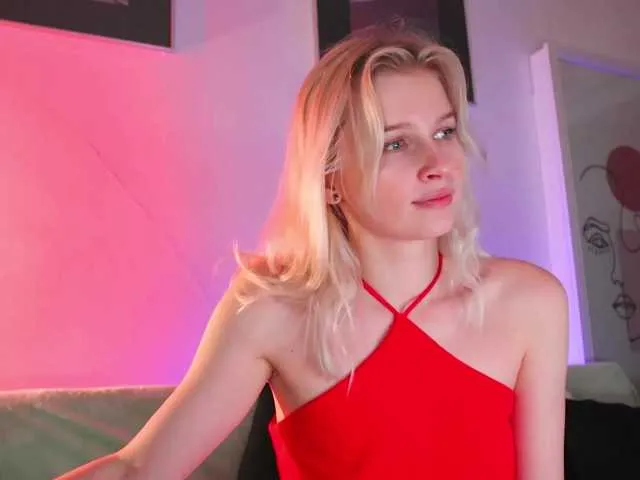 Live sex webcam photo for LesyaPrincess #275695929