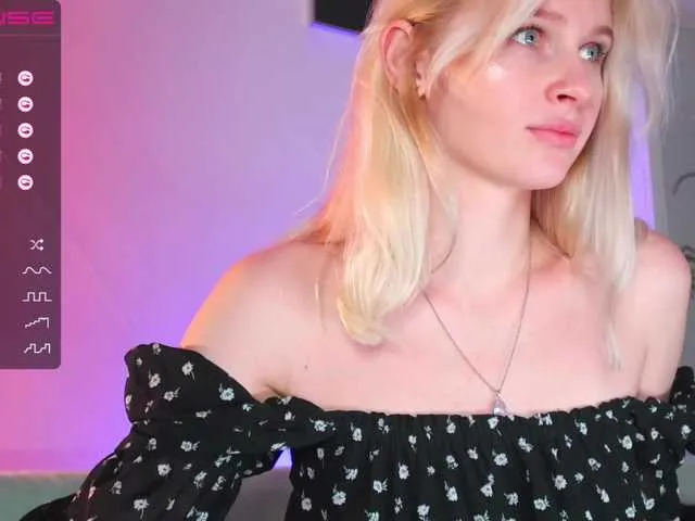 Live sex webcam photo for LesyaPrincess #275703682