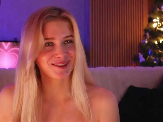 Live sex webcam photo for LesyaPrincess #276784743