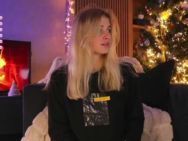 Live sex webcam photo for LesyaPrincess #276835726