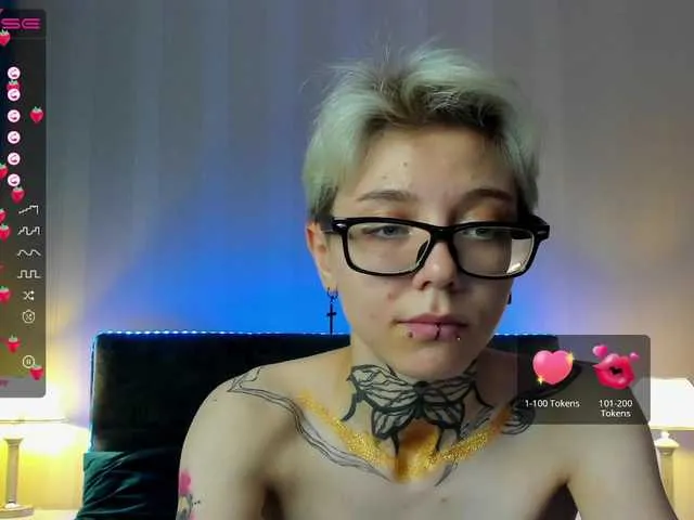 Live sex webcam photo for Letto-tar #275599804