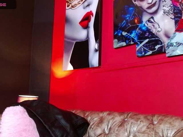 Live sex webcam photo for Lety-rise #276190072