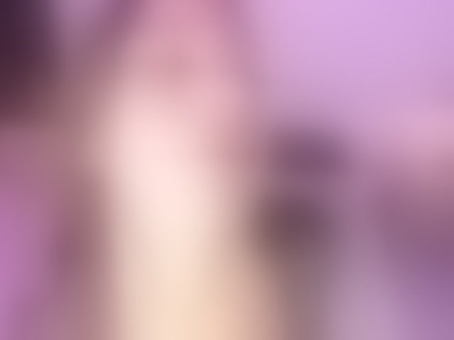 Live sex webcam photo for LevahMia1 #294058388