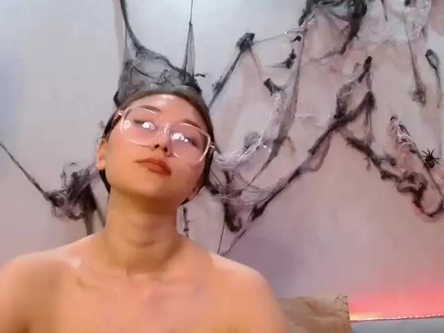 Live sex webcam photo for Levtina #288072297