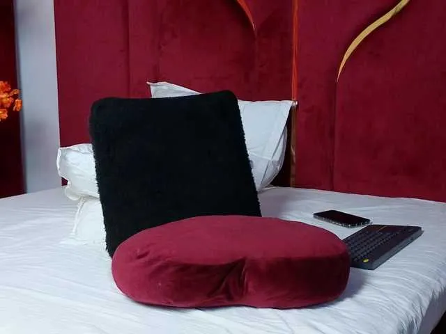 Live sex webcam photo for LexaNoir #291810399