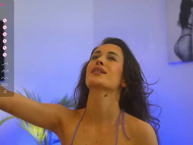 Live sex webcam photo for Lexi-Reed #280696883