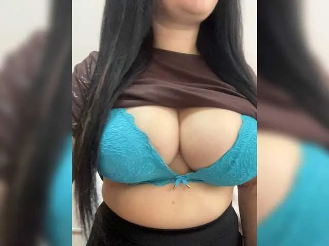 Live sex webcam photo for Lexi-wet #294157050