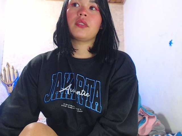 Live sex webcam photo for LexiGill #277006847