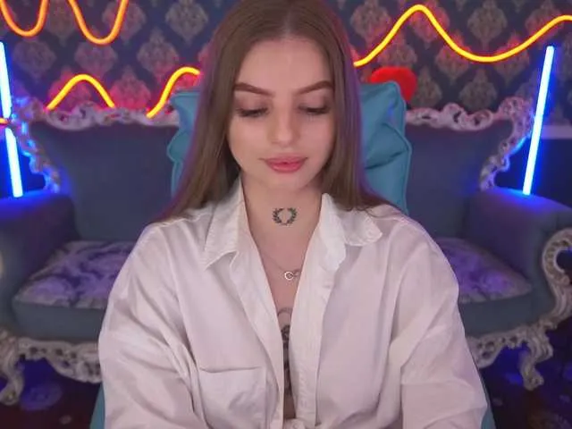 Live sex webcam photo for LexiSii #290747062