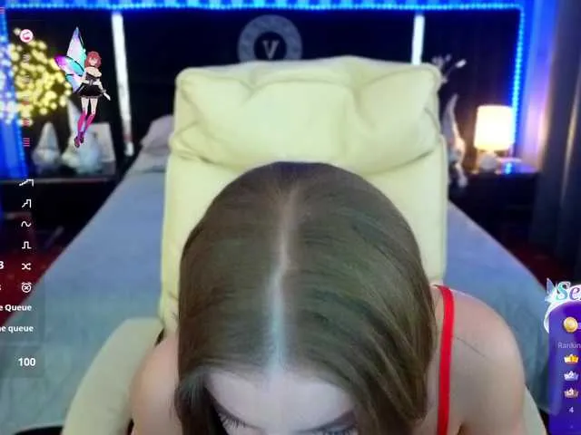 Live sex webcam photo for LexiSii #292554085
