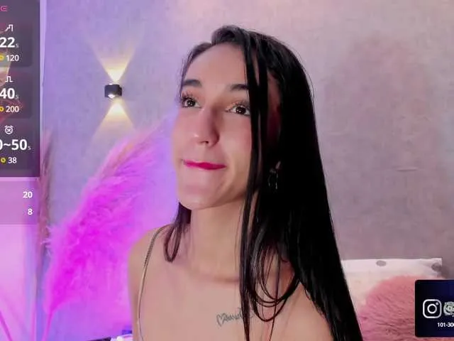 Live sex webcam photo for LexiVie #290189671