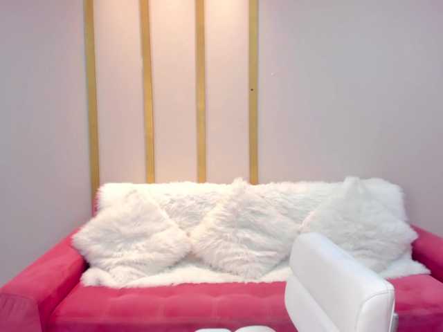 Live sex webcam photo for LexieWayne #288040026