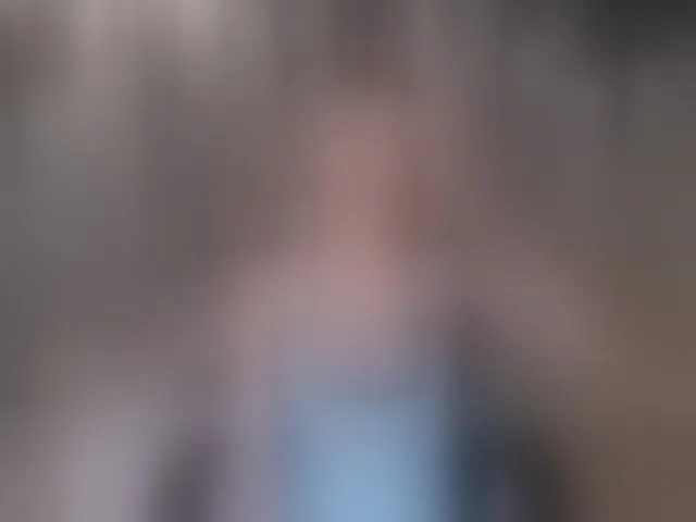 Live sex webcam photo for LexieWayne #293701877
