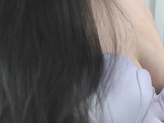 Live sex webcam photo for LexiiBloom #290709427