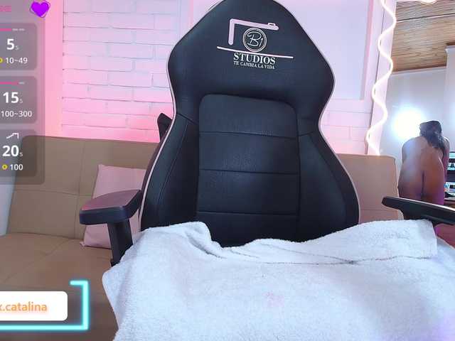 Live sex webcam photo for Lexy-tay #291707099