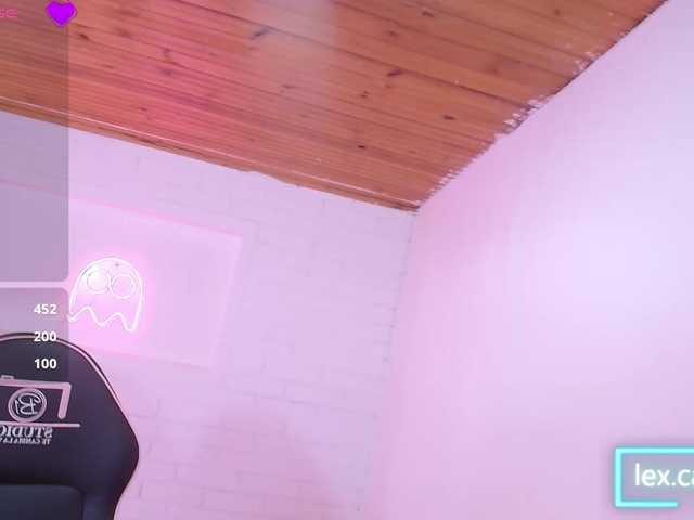 Live sex webcam photo for Lexy-tay #291734381