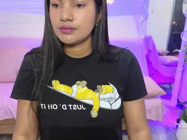 Live sex webcam photo for Lexy-tay #292260873