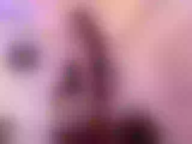 Live sex webcam photo for LexyApril #272004464