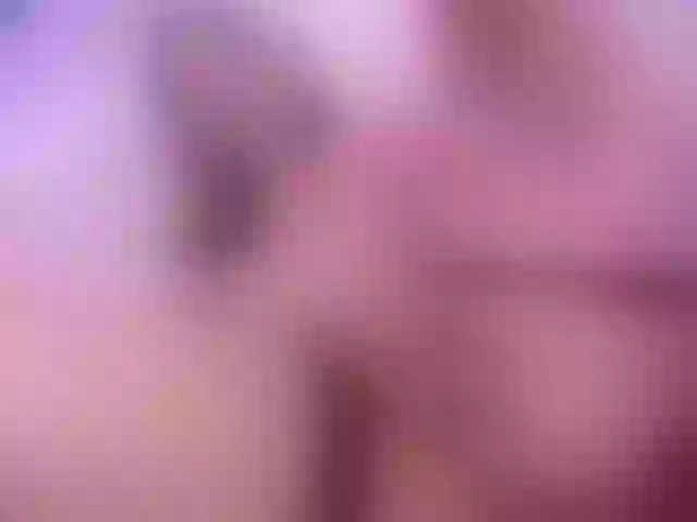 Live sex webcam photo for LexyApril #273197309