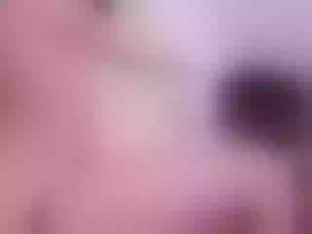 Live sex webcam photo for LexyApril #273279809