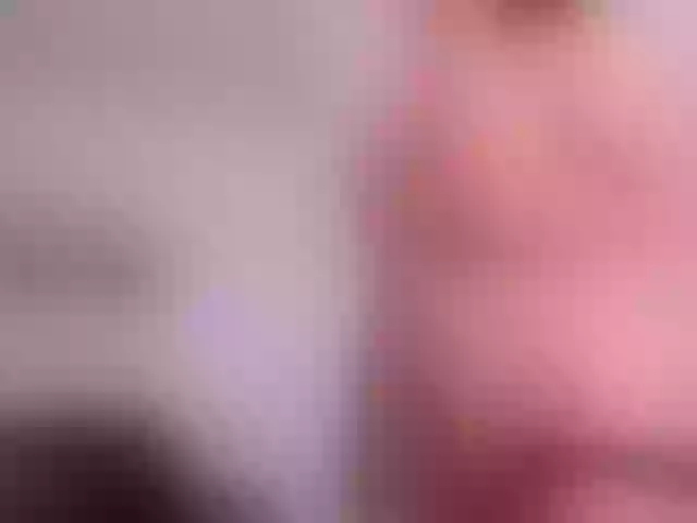 Live sex webcam photo for LexyApril #273749929