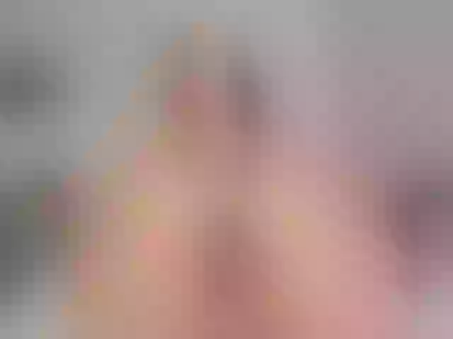 Live sex webcam photo for LexyApril #273883667