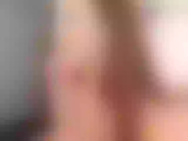 Live sex webcam photo for LexyApril #273987900
