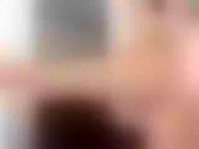 Live sex webcam photo for LexyApril #274010085