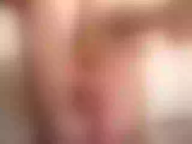 Live sex webcam photo for LexyApril #274051677