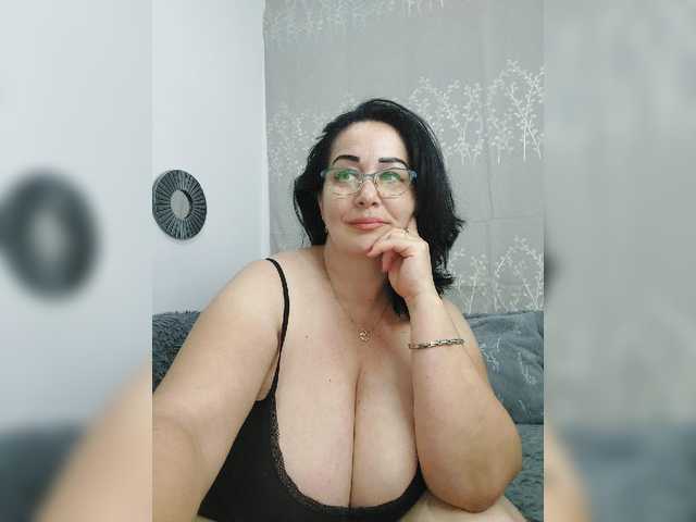 Live sex webcam photo for LexyBlair #275608038