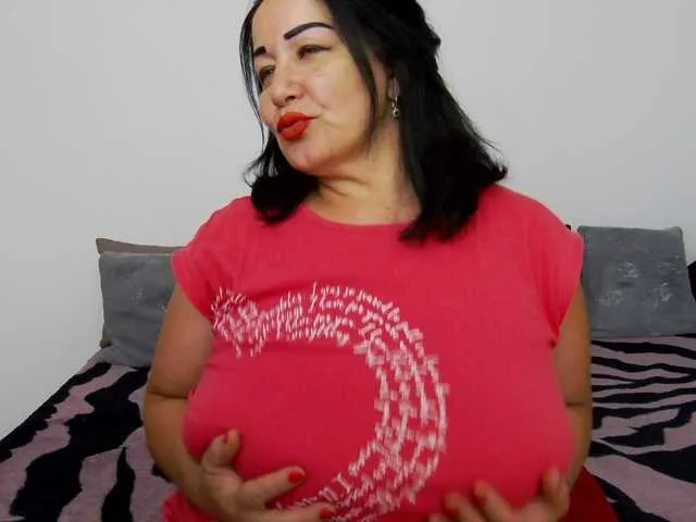 Live sex webcam photo for LexyBlair #276011970