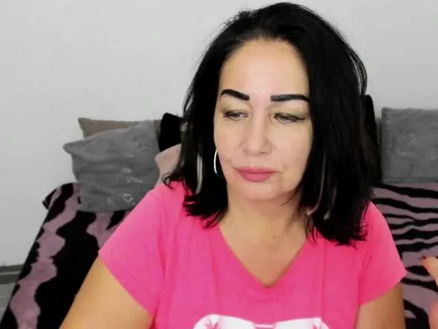 Live sex webcam photo for LexyBlair #276178246