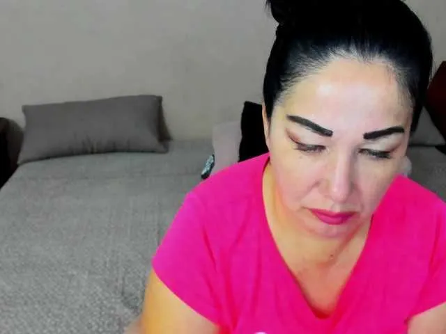 Live sex webcam photo for LexyBlair #276666403