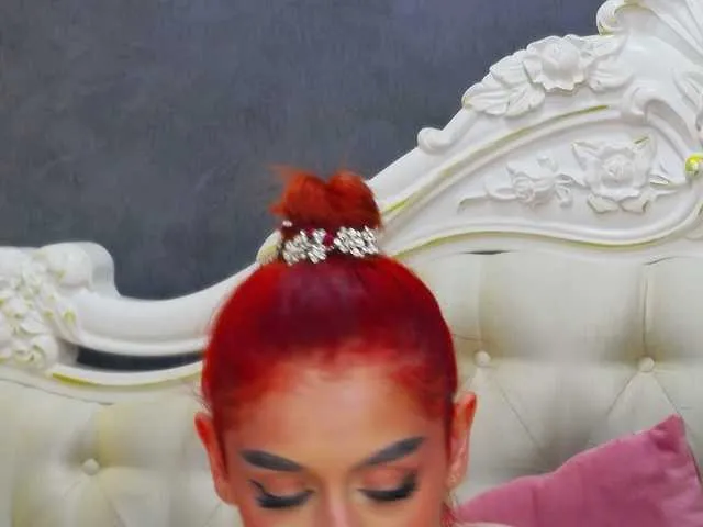 Live sex webcam photo for LexyFox #291144297