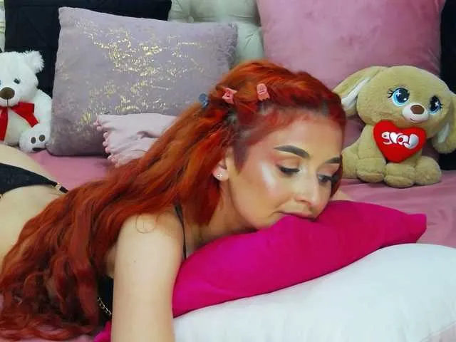 Live sex webcam photo for LexyFox #291245613