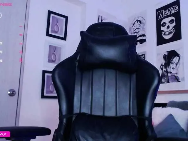 Live sex webcam photo for Lexyjoyce #290933666