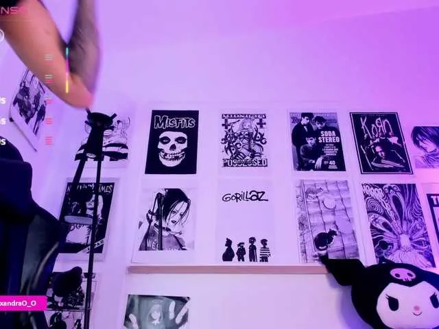 Live sex webcam photo for Lexyjoyce #291704541