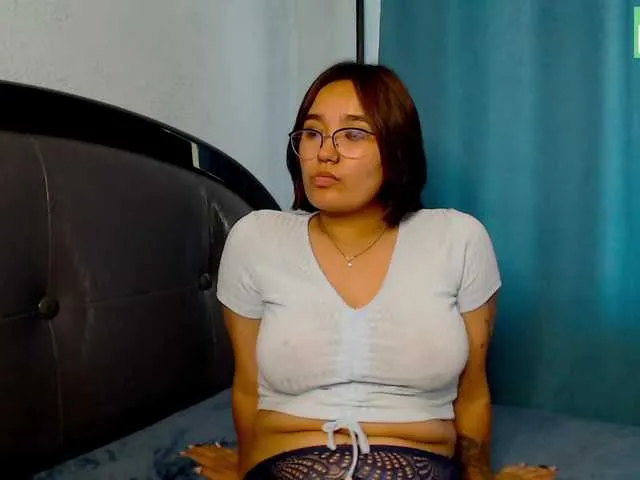 Live sex webcam photo for Leya-Angel #274010151