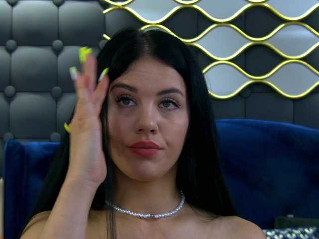 Live sex webcam photo for LeyaCass #291383038