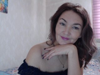 Live sex webcam photo for Leyla-Smile17 #137284700