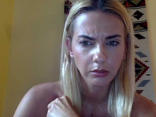 Live sex webcam photo for LeylaDream #276169323