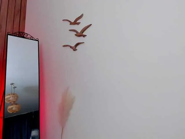 Live sex webcam photo for LeylaRoss #291001913