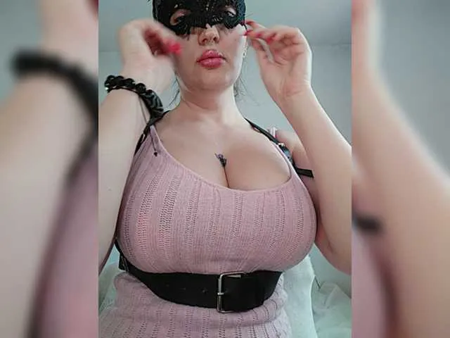 Live sex webcam photo for Leysun7 #288032305