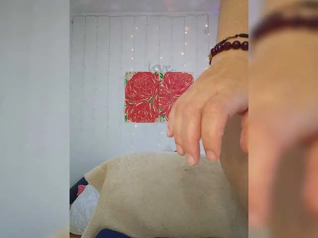 Live sex webcam photo for Leysun7 #288032390