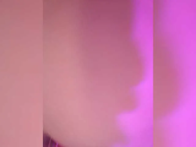 Live sex webcam photo for Leysun7 #288032421