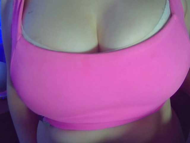 Live sex webcam photo for Leysun7 #292408875